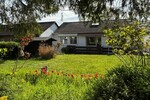 Schwalbach: Ruhig wohnen am Grüngürtel – Bungalow mit großem Garten und vielseitigem Raumangebot - Bungalow Schwalbach | Angebot:26534677