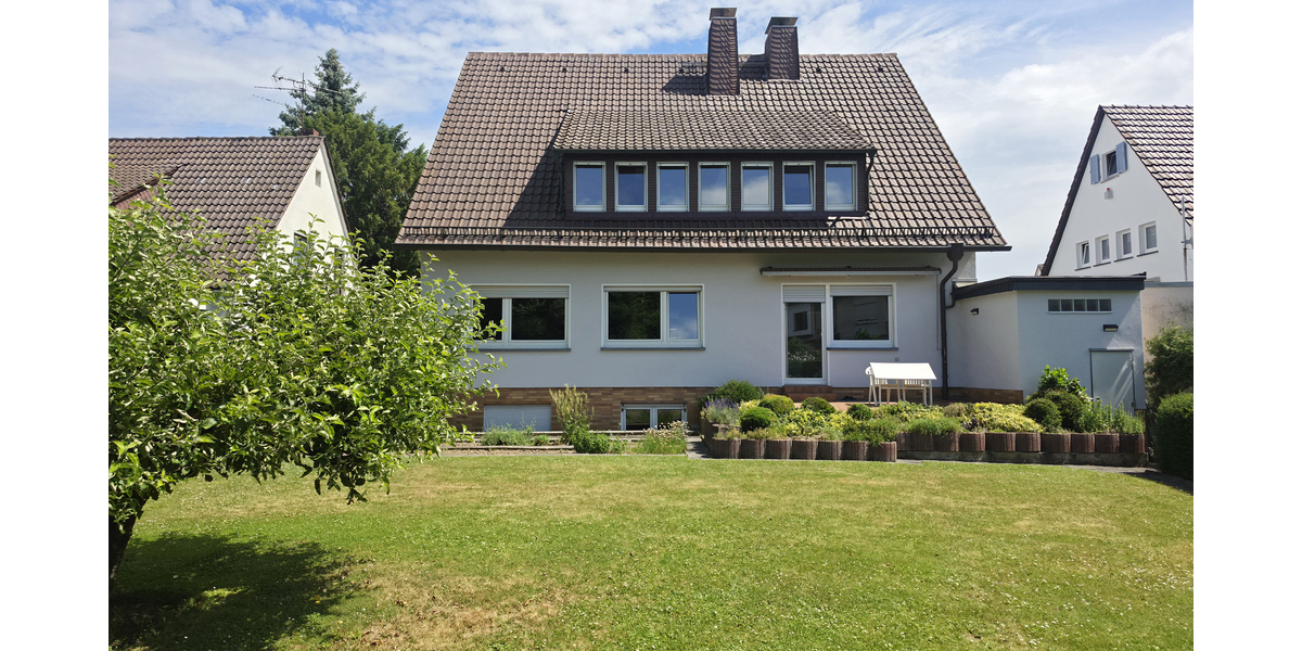 Freistehendes 1–2 Familienhaus in urbaner Wohnlage von Frankfurt-Rödelheim! - Zweifamilienhaus Frankfurt Rödelheim | Angebot:26781783