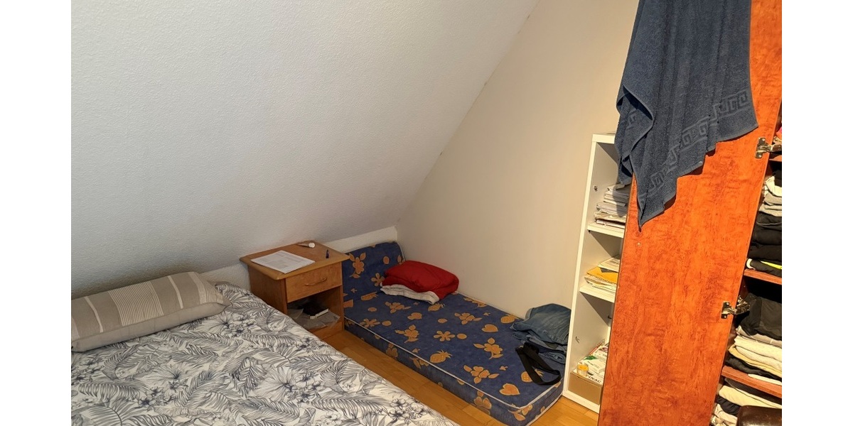 Schlafzimmer 2